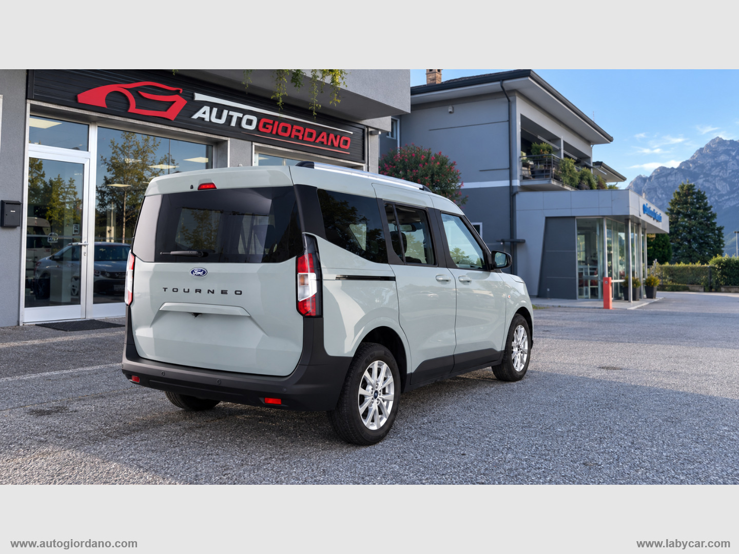 Tourneo Courier 1.0 EcoBoost Titanium - immagine 4