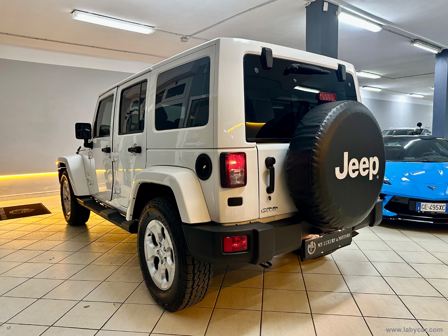 Wrangler Unlimited 2.8 CRD Sahara A. - immagine 4