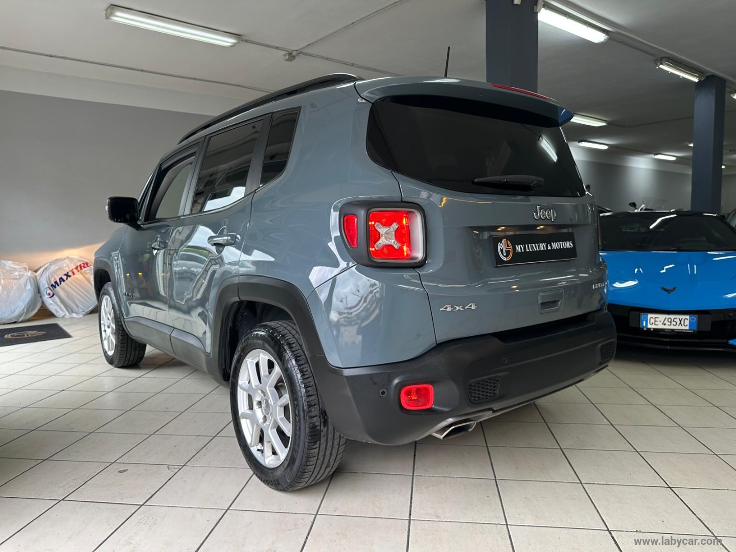 Renegade 2.0 Mjt 140CV 4WD AUTOM Limited - immagine 4