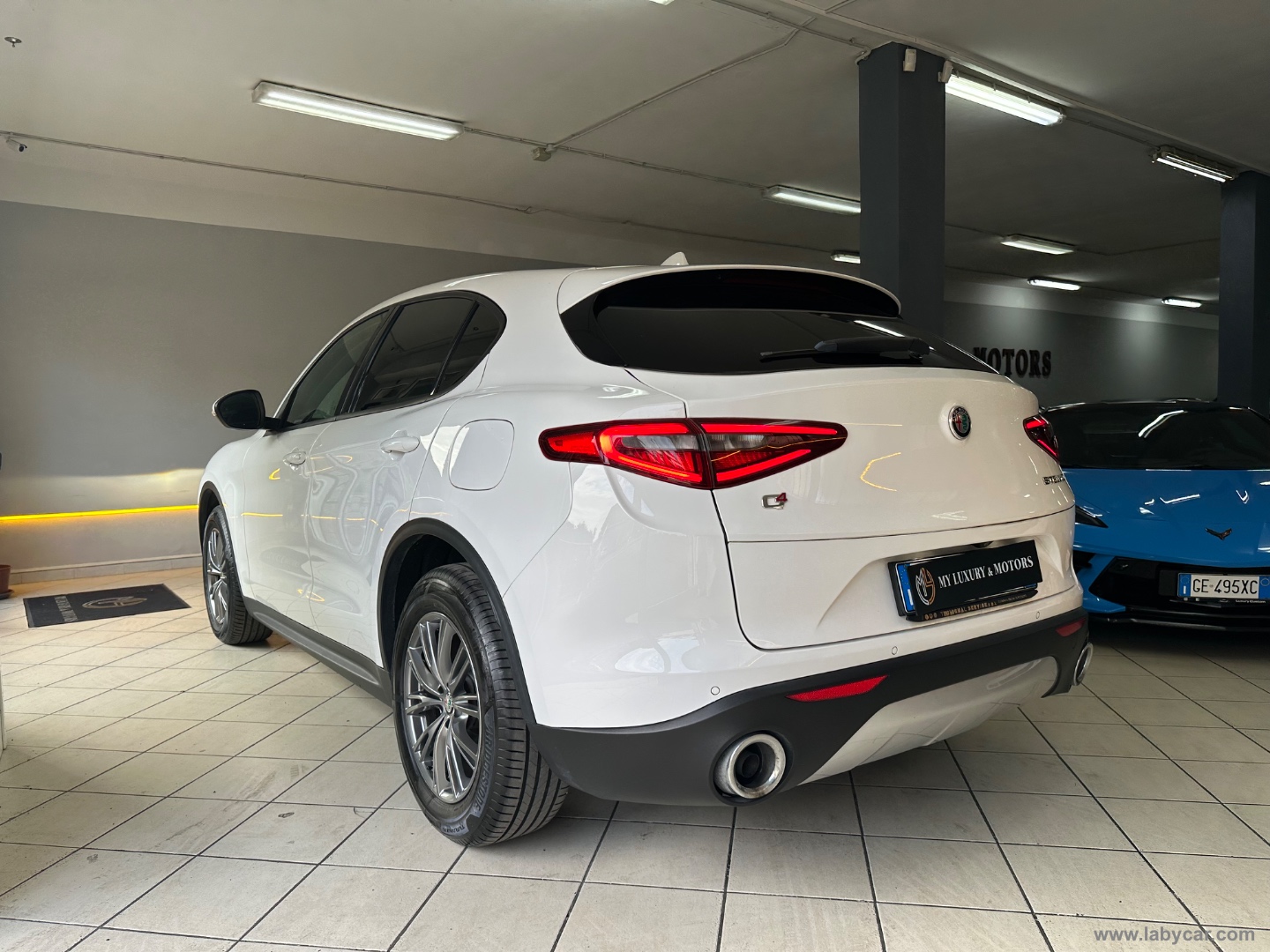 Stelvio 2.2 T.diesel 210 CV AT8 Q4 Exec. - immagine 4
