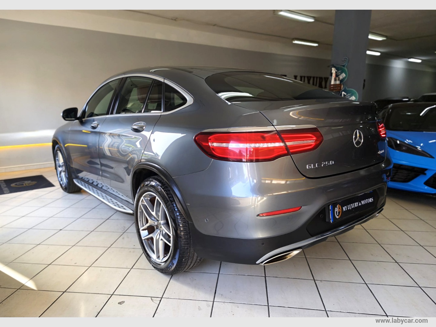 GLC 250 4Matic Coupé Premium AMG - immagine 4