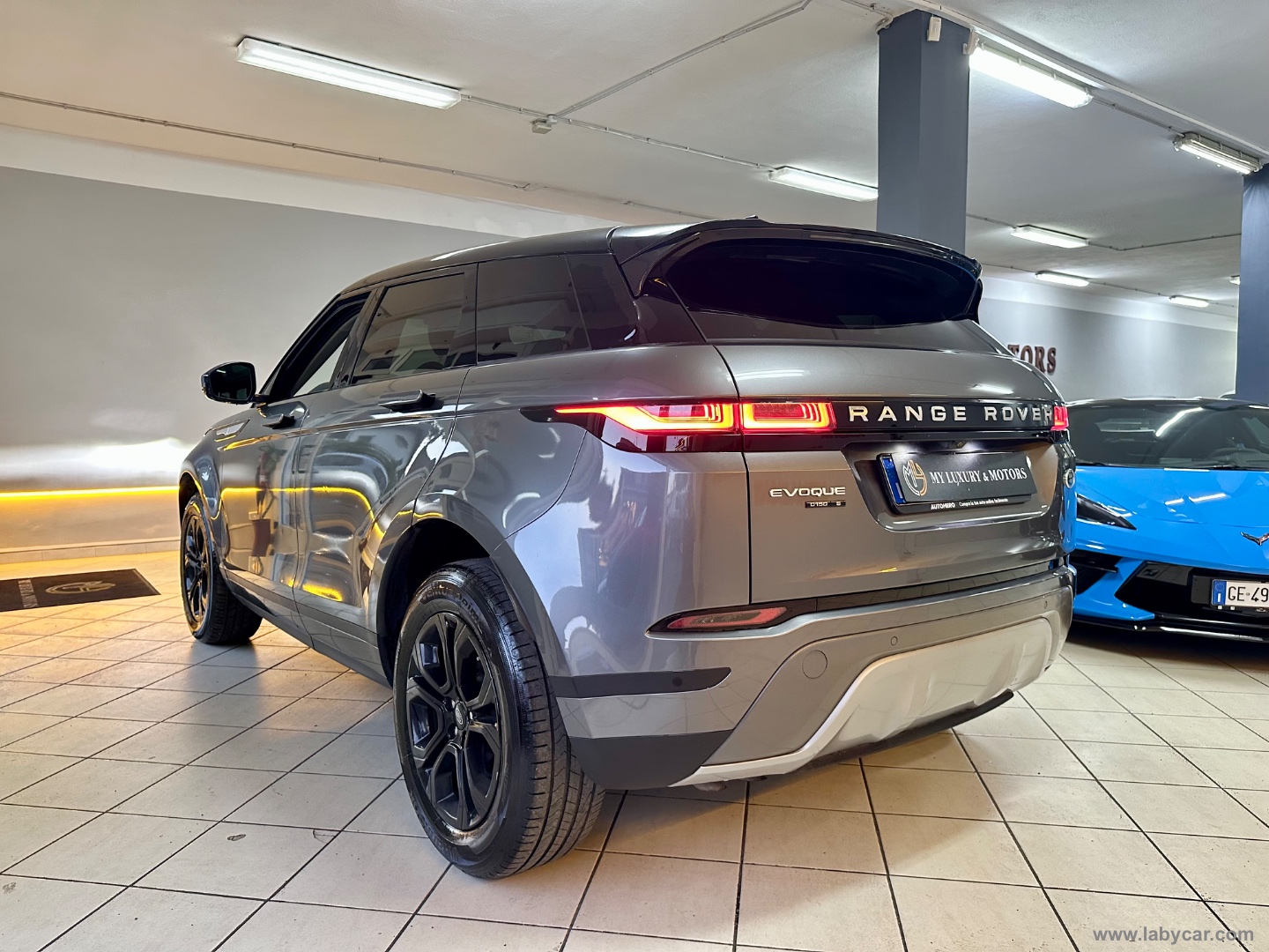 RR Evoque 2.0D L.Flw 150 AWD Auto S - immagine 4