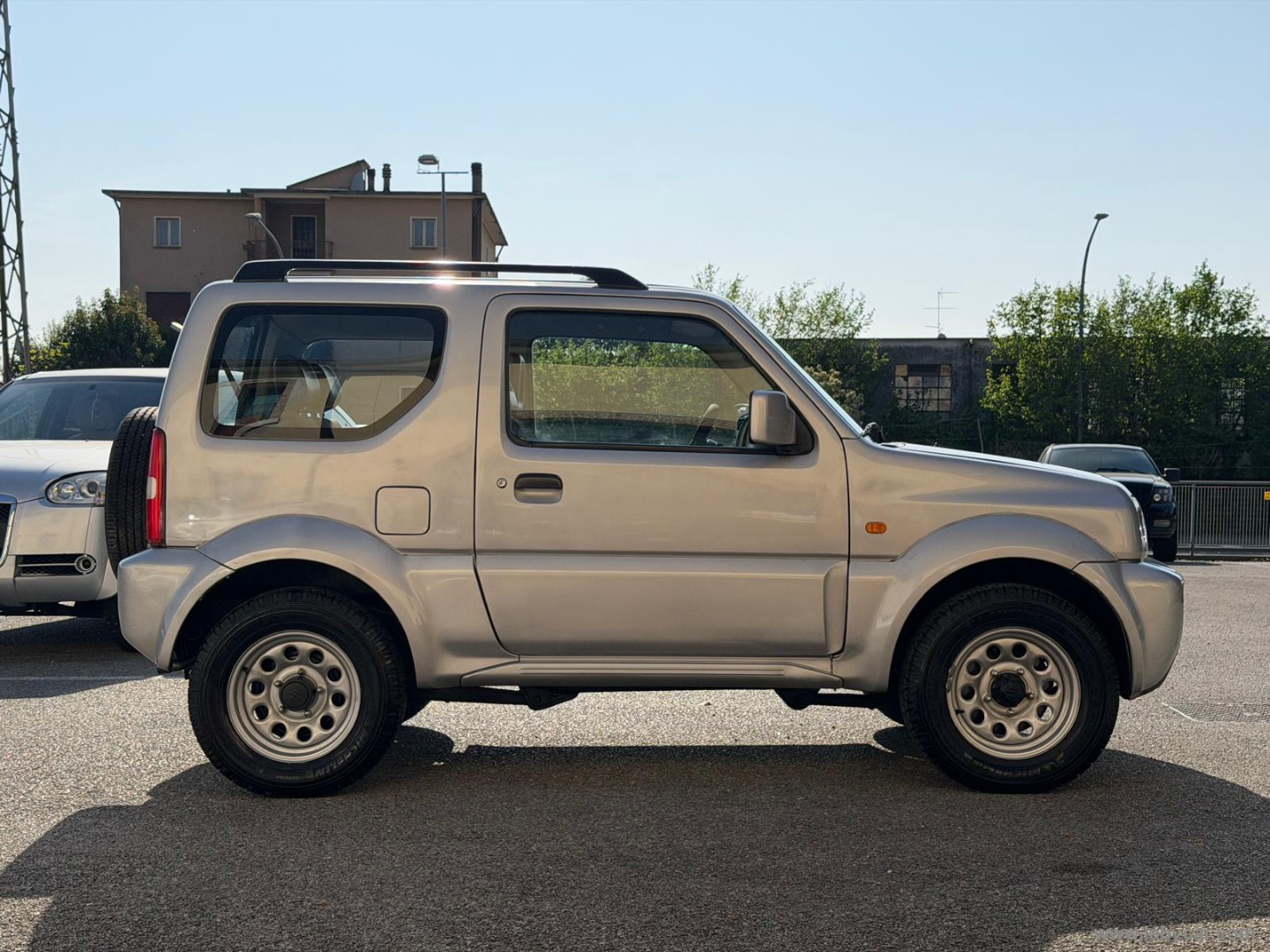 Jimny 1.3 4WD JLX 4X4–NEOPATENTATI - immagine 4