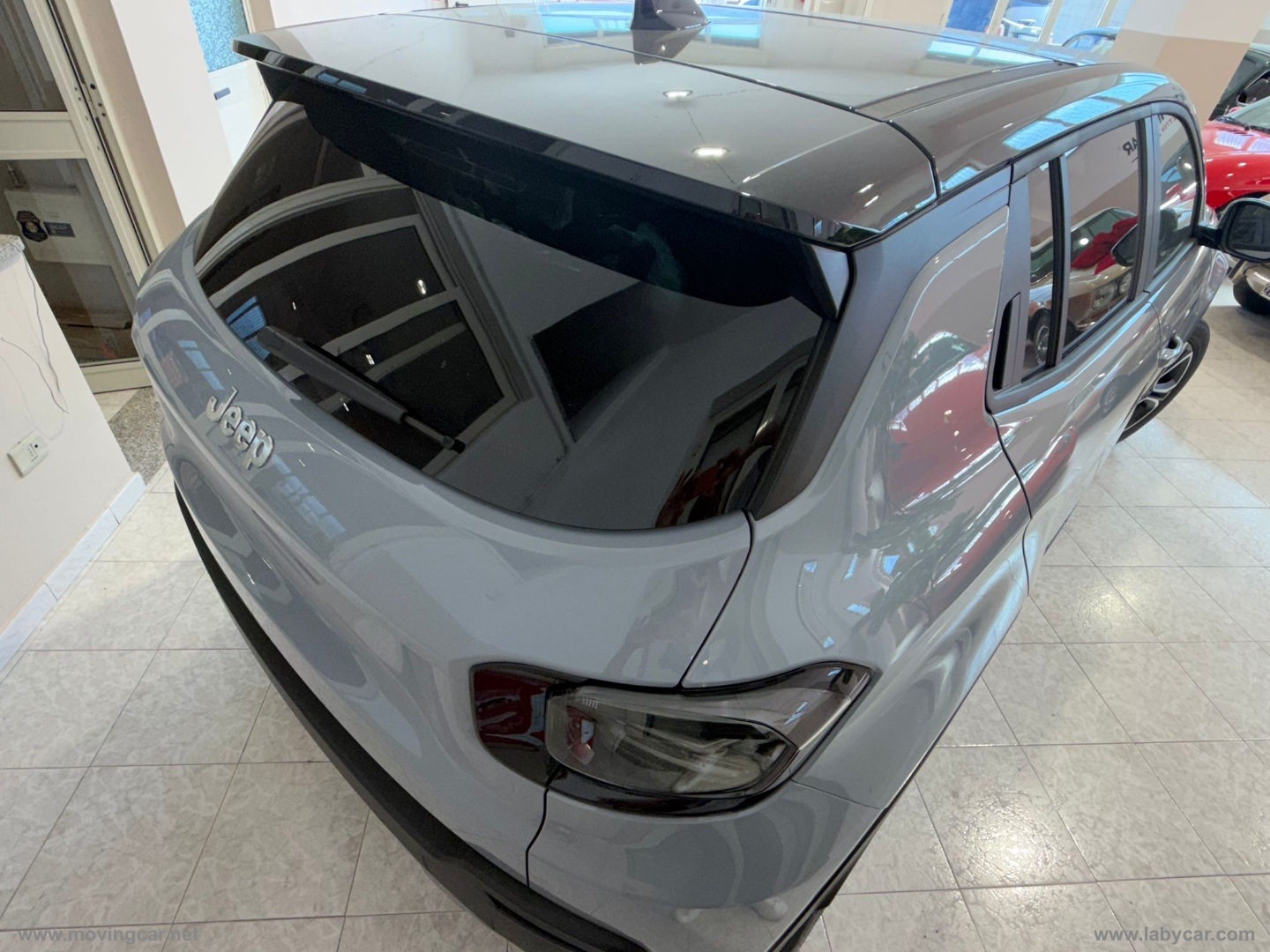 Avenger 1.2 Turbo 110CV e-Hybr. Summit - immagine 4
