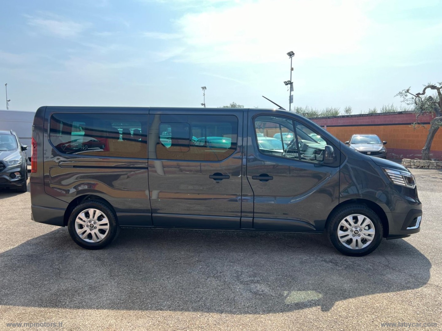 TRAFIC EQUILIBRE MY24 2.0 DCI 150CV 9 POSTI - immagine 4