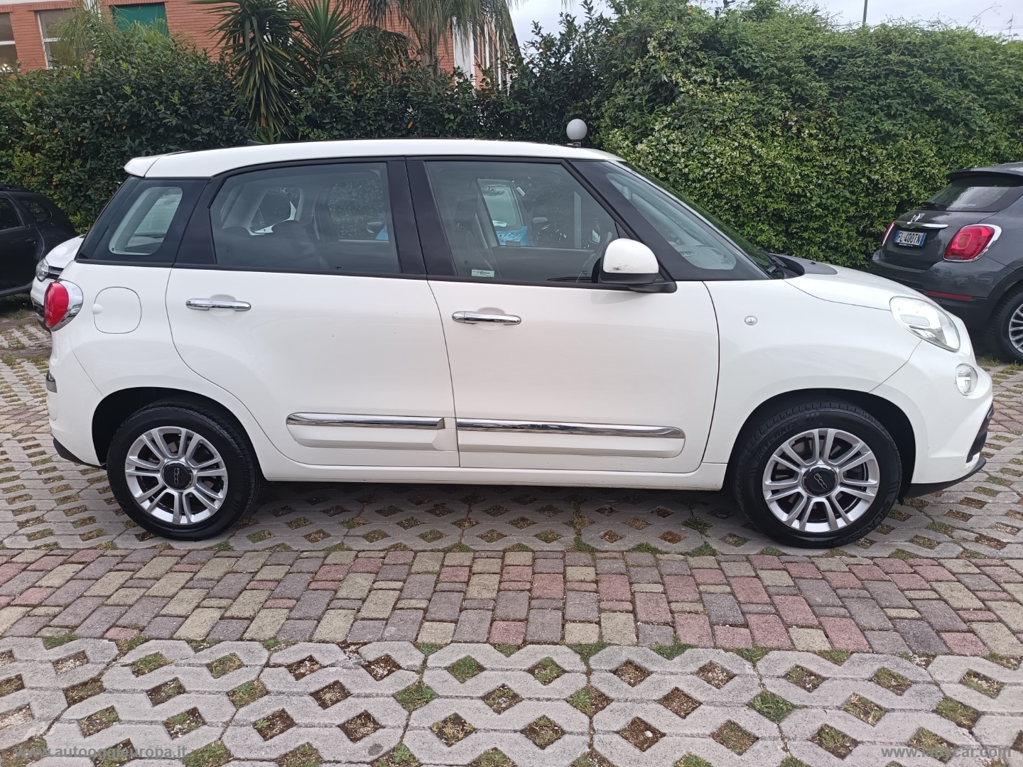 500L 1.4 T-Jet 120 CV GPL Lounge - immagine 4