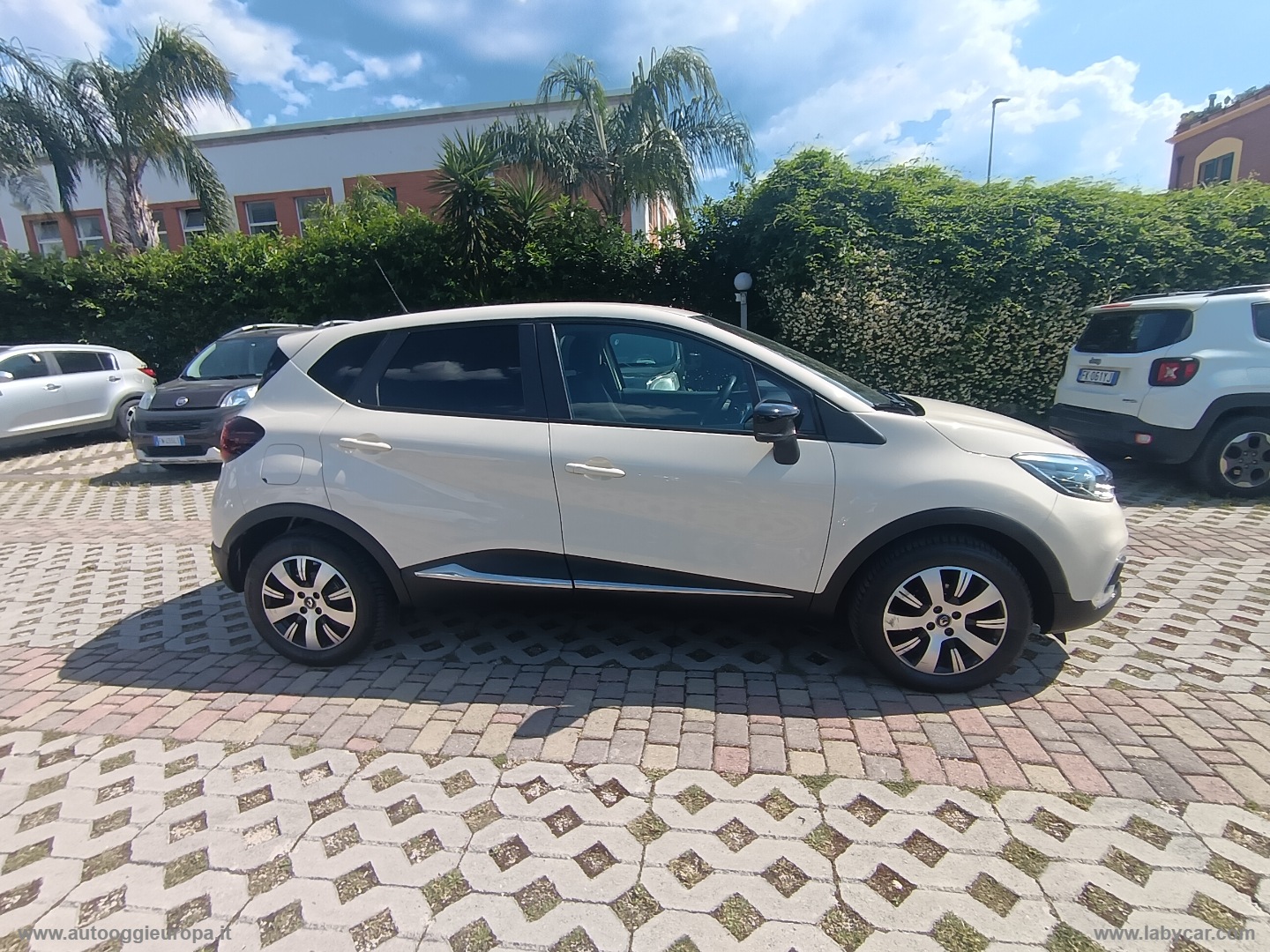 Captur TCe 12V 90 CV Business - immagine 4