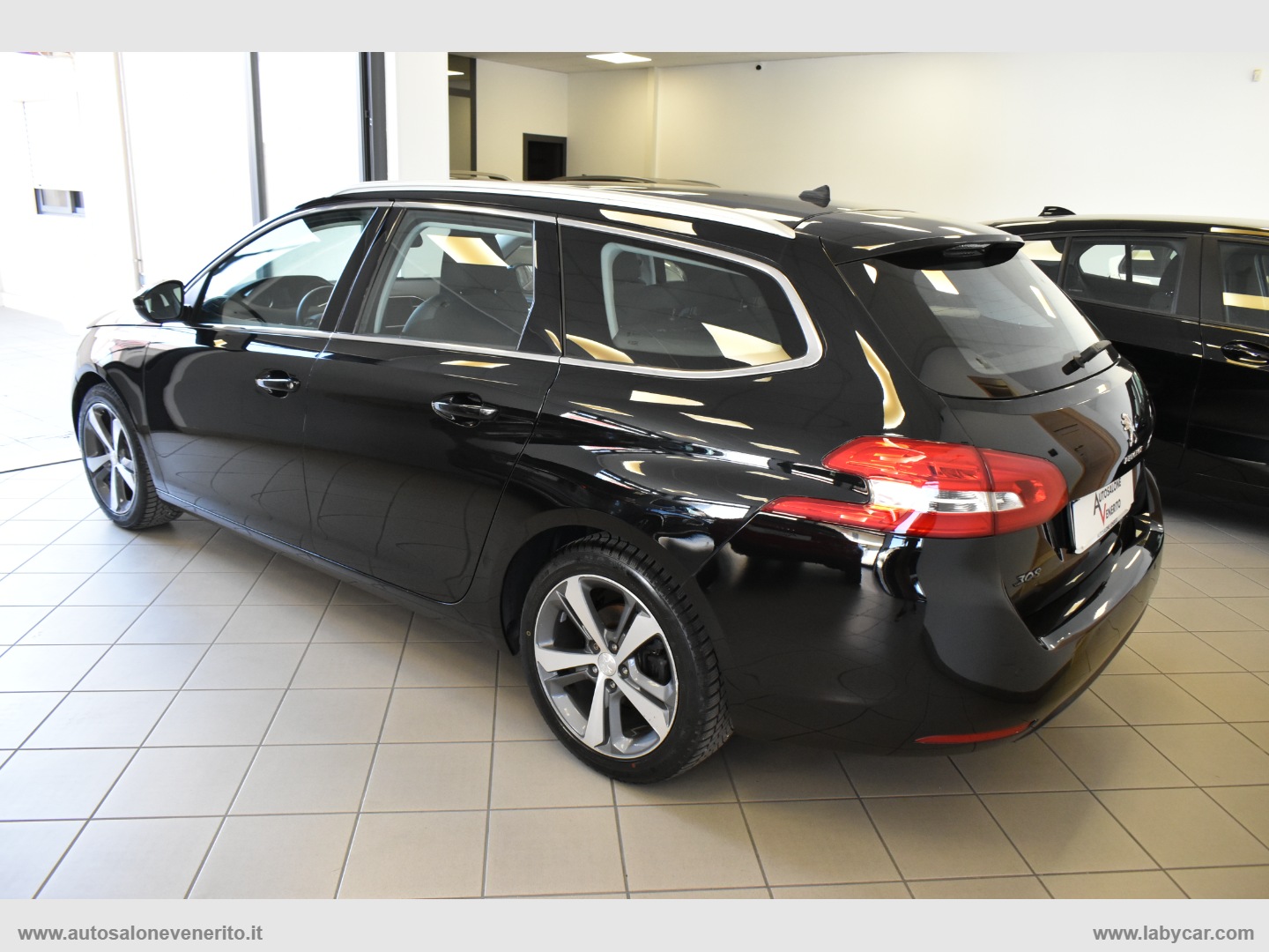308 BlueHDi 130 S&S SW Allure - immagine 4