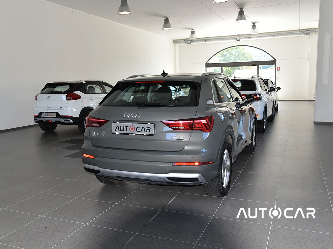 Q3 35 2.0 TDI quattro Business Advanced - immagine 4
