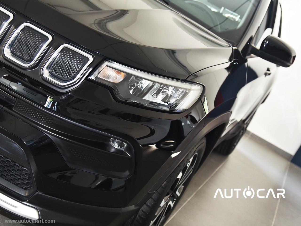 Compass 1.6 Mjt II 2WD Limited - immagine 4
