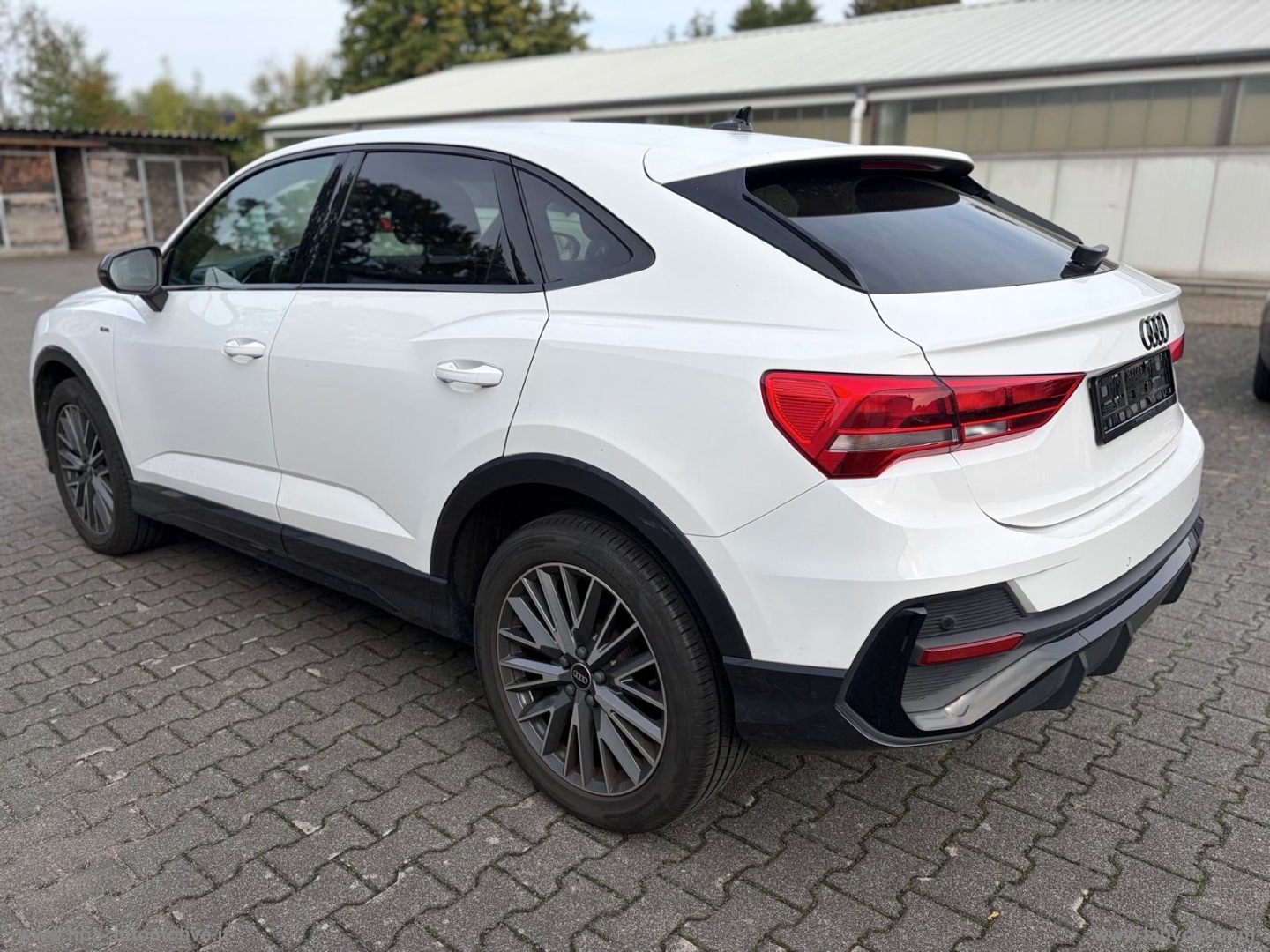 Q3 SPORTBACK 2.0TDI S-LINE BLACK EDITION - immagine 4