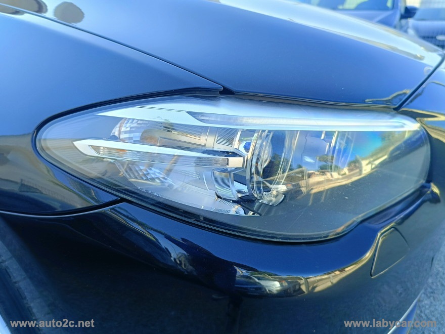 520d Touring Luxury - immagine 4