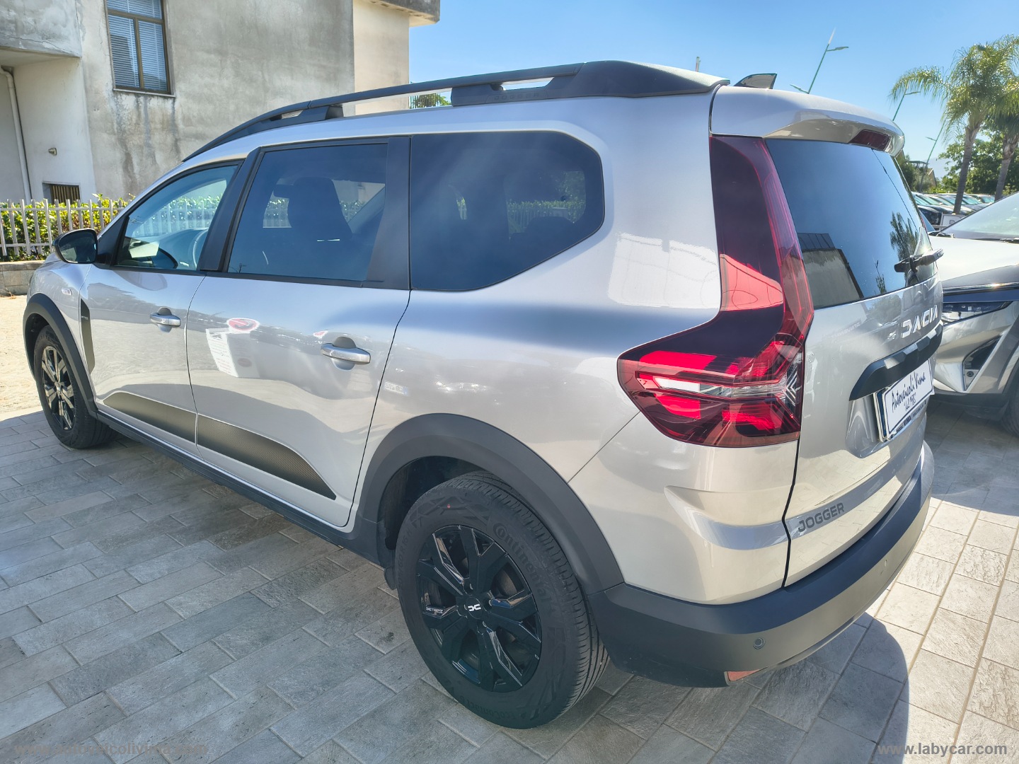Jogger 1.0 TCe GPL 100CV 5 posti Extreme - immagine 4
