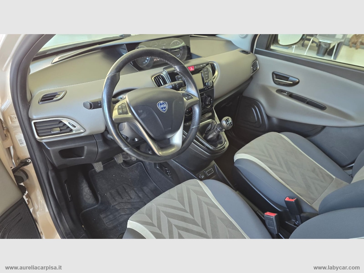 Ypsilon 1.2 69 CV 5p. Gold - immagine 4