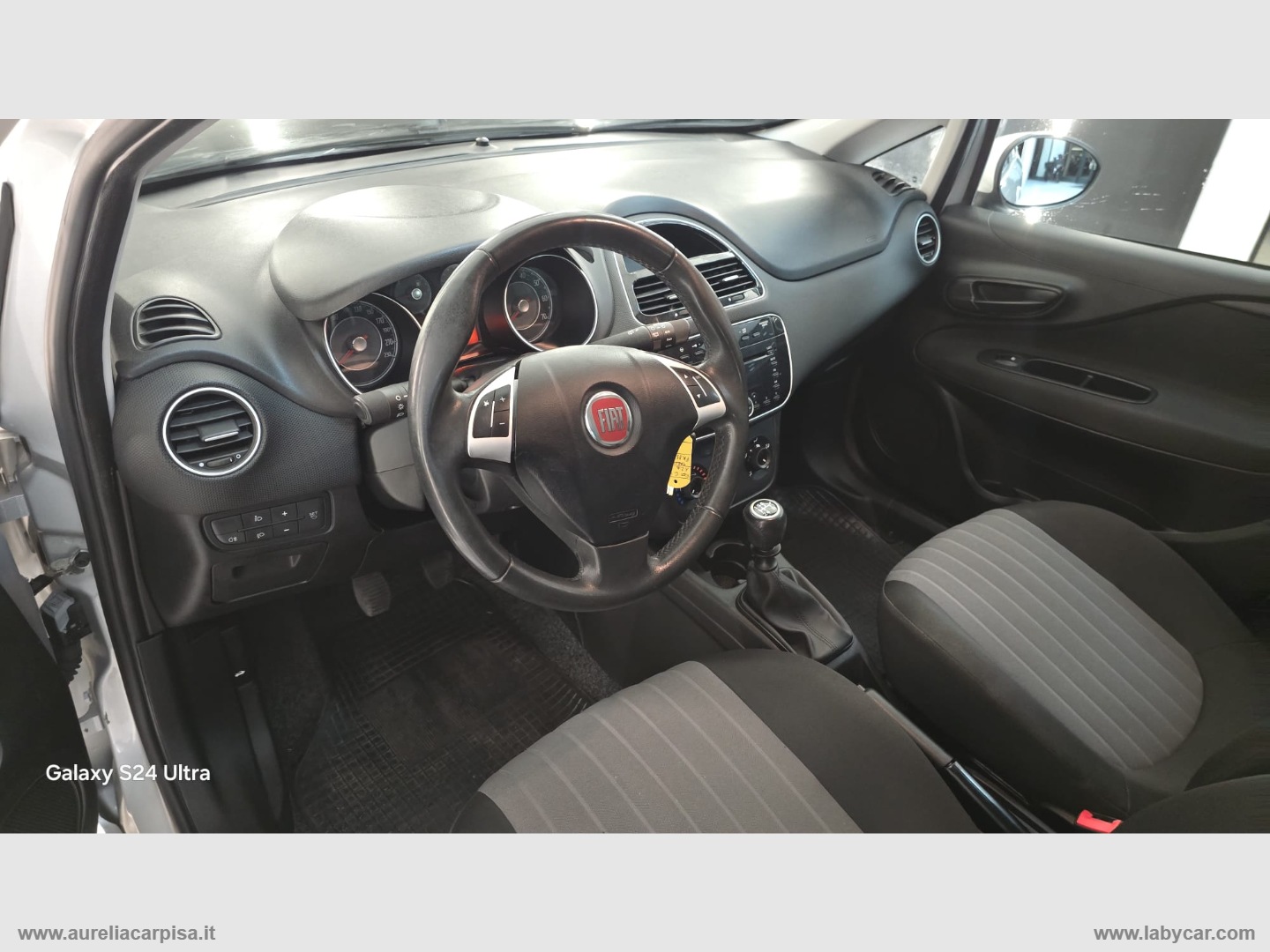 Punto 1.2 8V 5p. Lounge - immagine 4