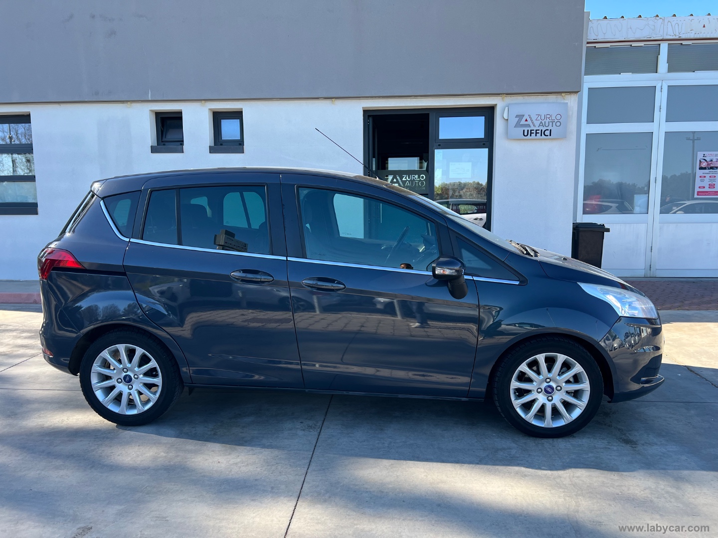 B-Max 1.5 TDCi 75 CV Titanium - immagine 4