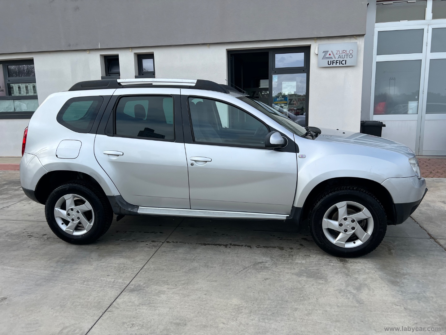 Duster 1.6 110 CV 4x2 GPL Lauréate - immagine 4