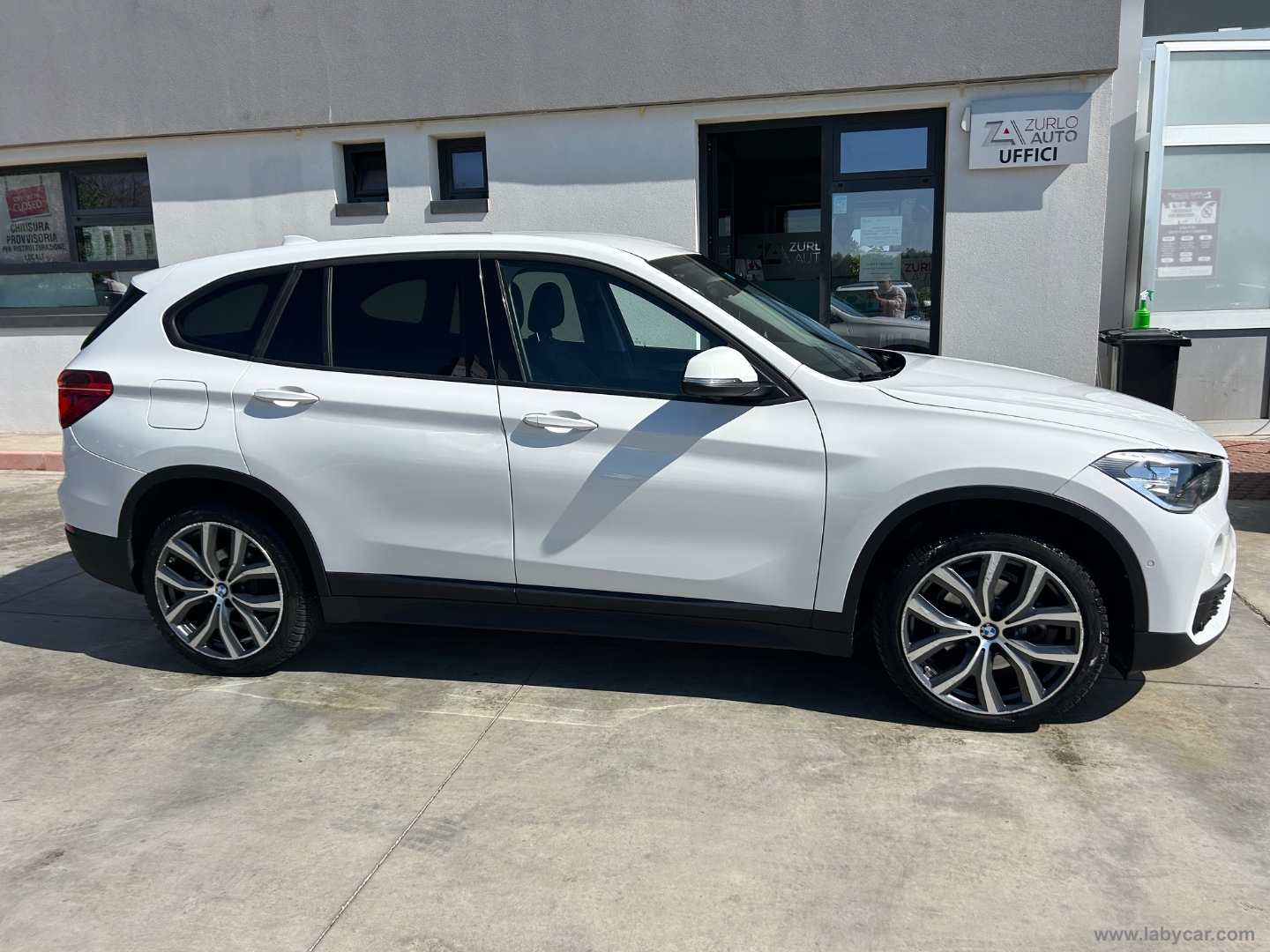 X1 xDrive18d Sport - immagine 4