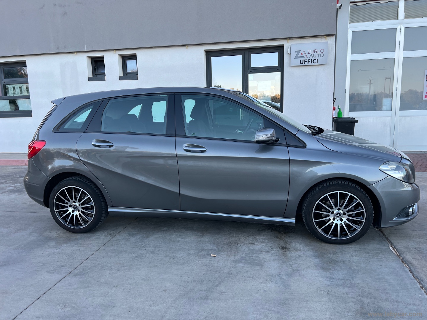 B 180 CDI BlueEFFICIENCY Executive - immagine 4