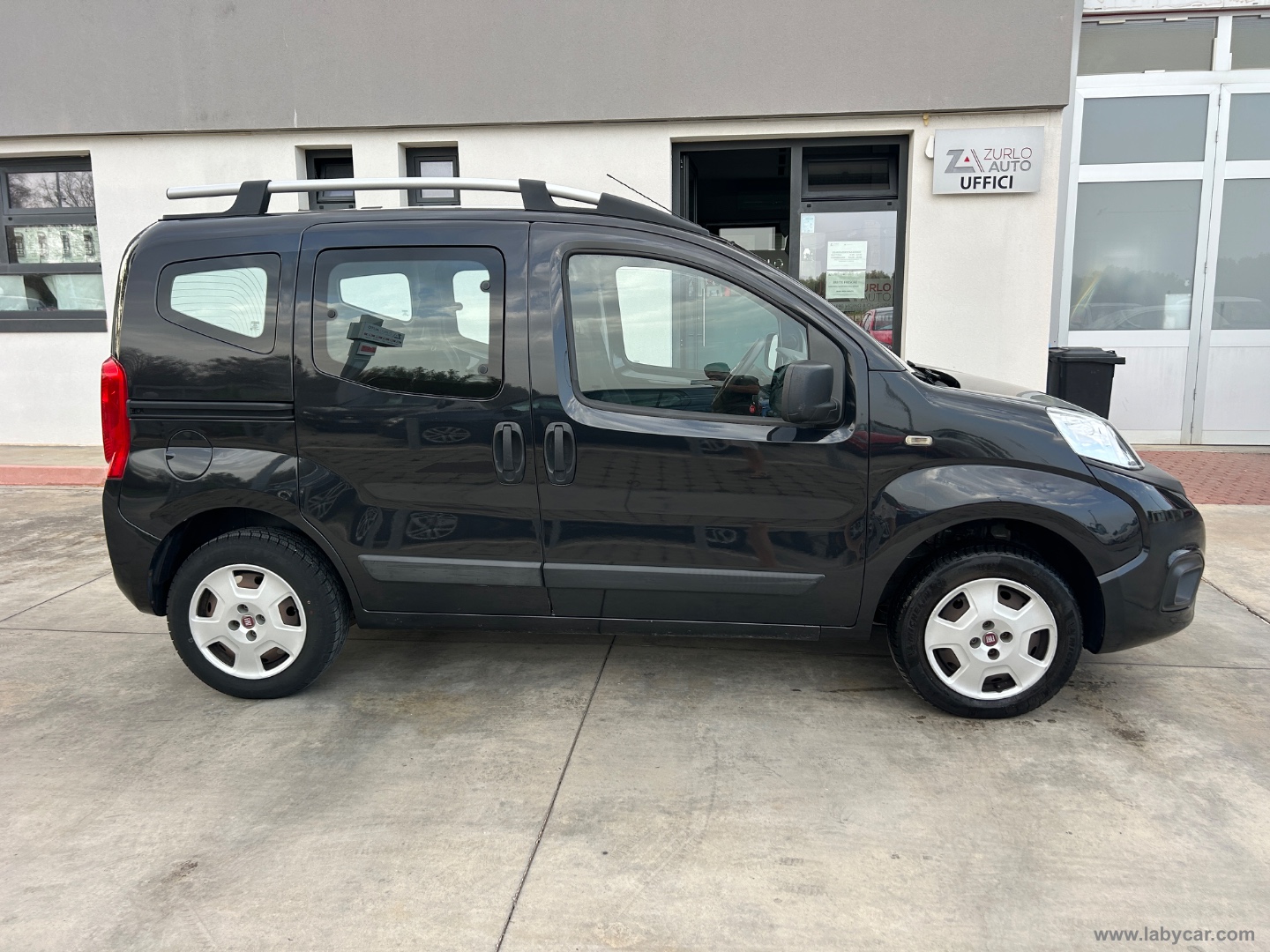 QUBO 1.4 8V 77 CV Easy - immagine 4