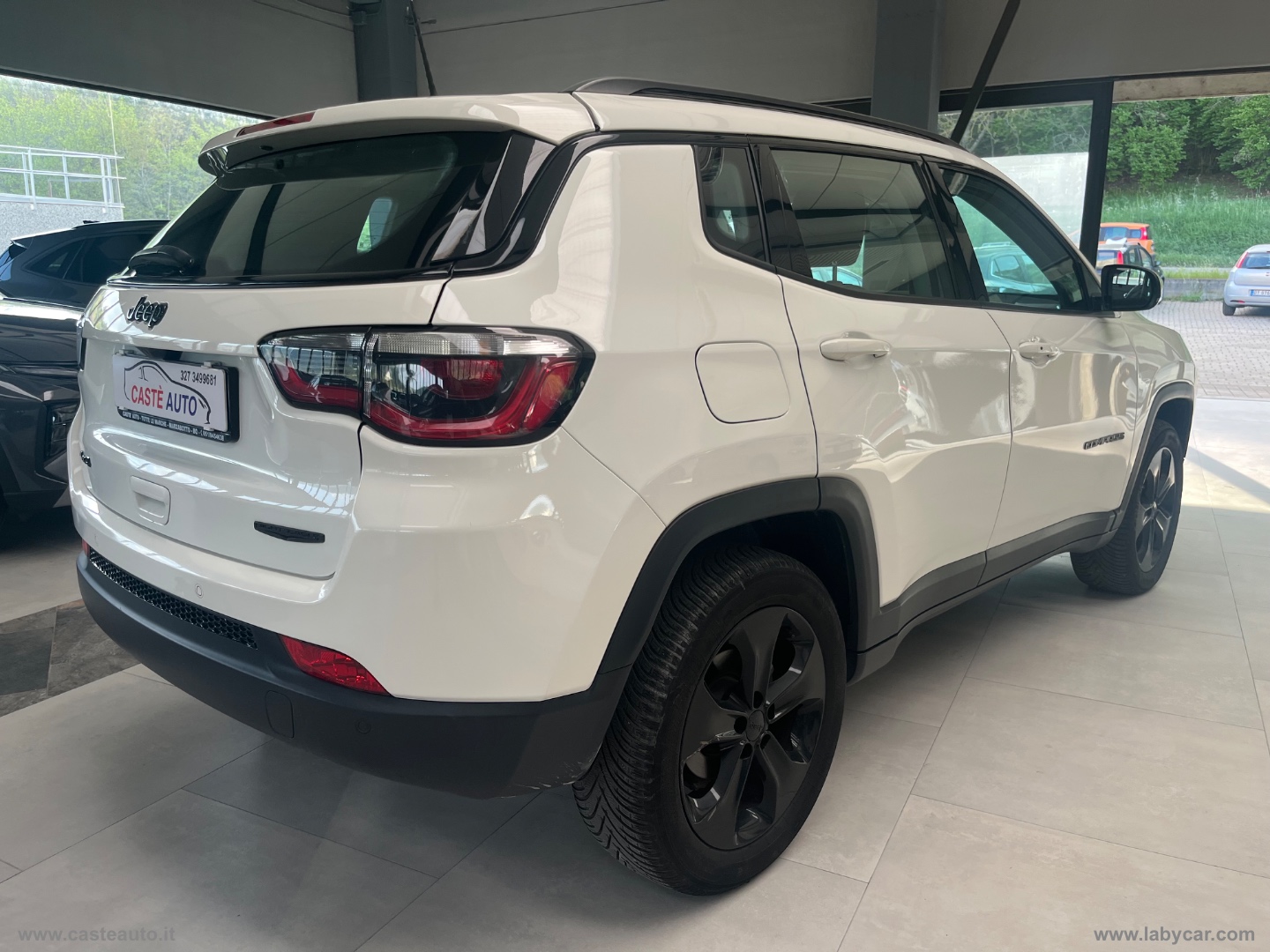 Compass 2.0 Mjt II aut. 4WD Night Eagle - immagine 4
