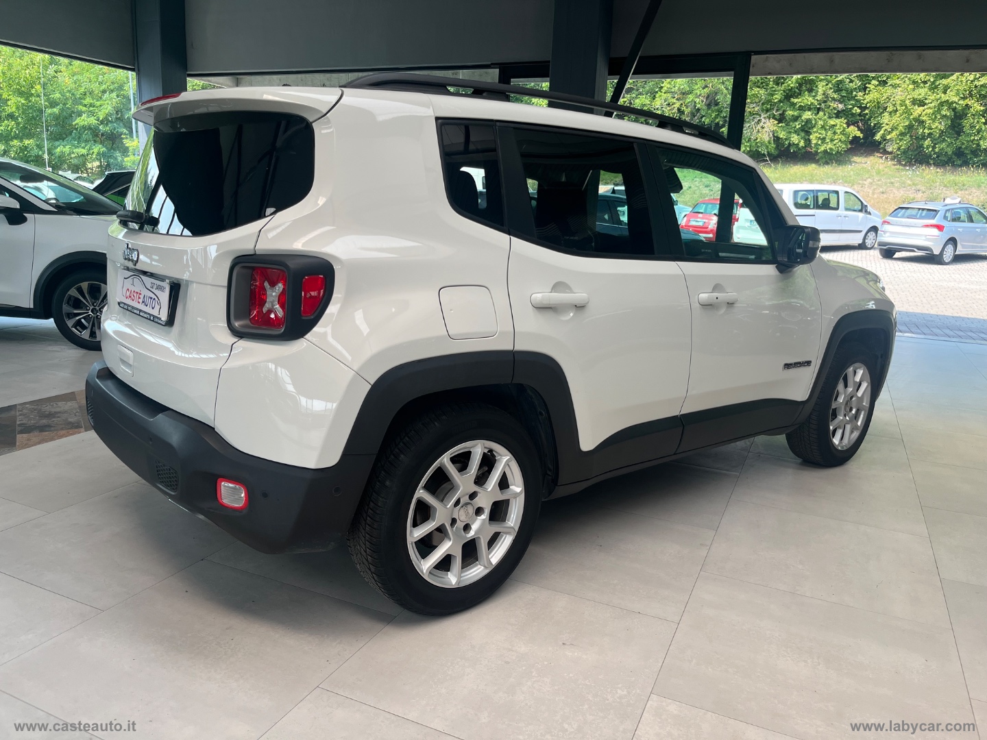 Renegade 1.6 Mjt 120CV Limited - immagine 4