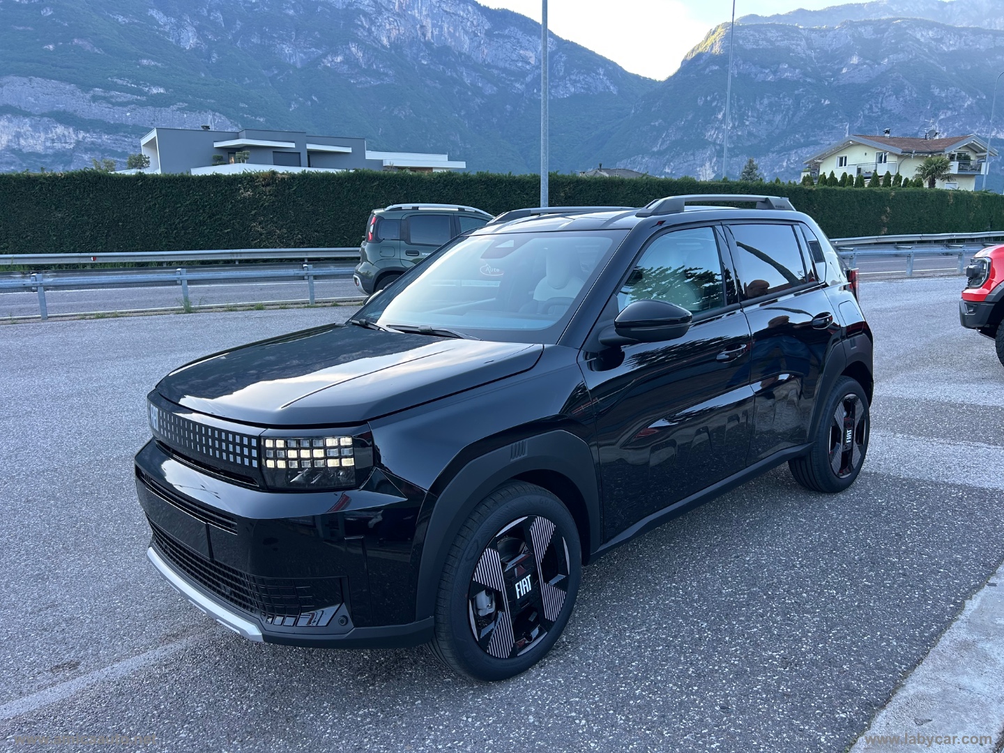 Grande Panda 1.2 Hybrid 110 S&S La Prima - immagine 4