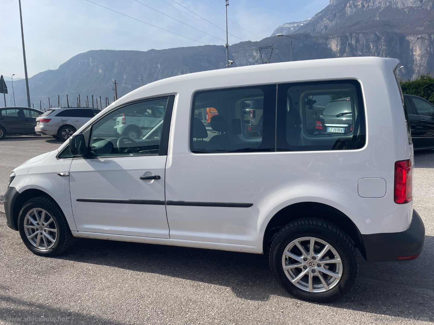 Caddy 2.0 TDI 122CV 4MOTION Kombi - immagine 4