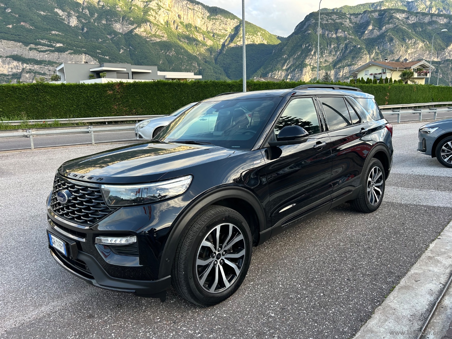 Explorer 3.0 PHEV 457 CV A10 AWD ST Line - immagine 4