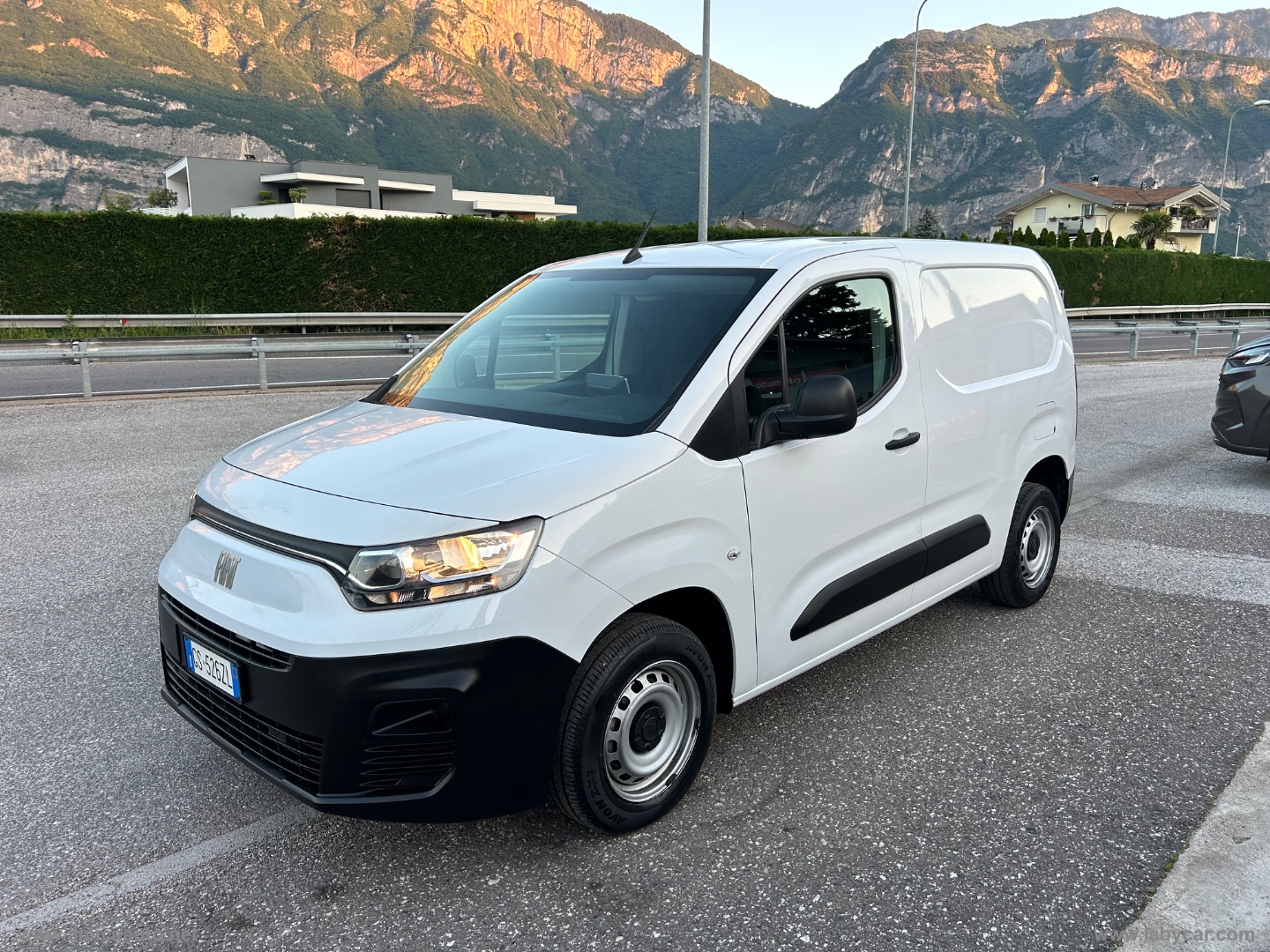 Dobl? 1.5 BlueHdi 100CV PC-TN Van - immagine 4