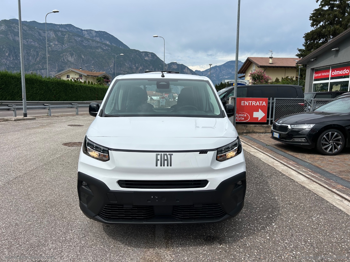 Doblò 1.5 BlueHdi 100CV Combi - All. Olmedo PIANALE RIBASSATO CON RAMPA ACCESSO CARROZZINA - immagine 4