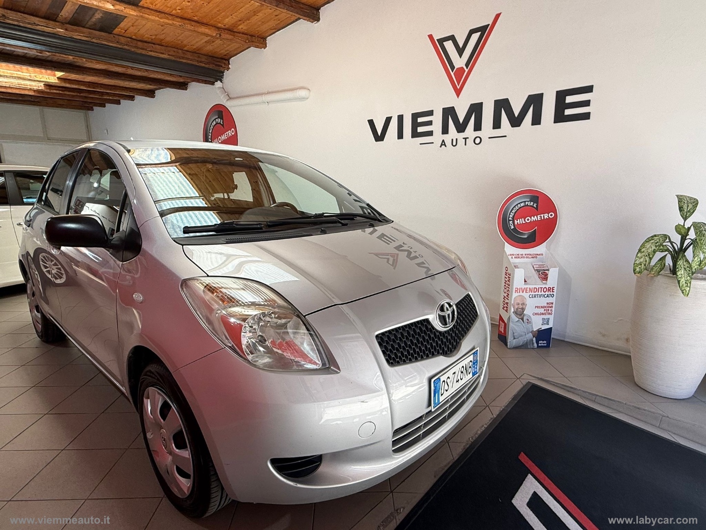 Yaris 1.0 5p. Now - immagine 4
