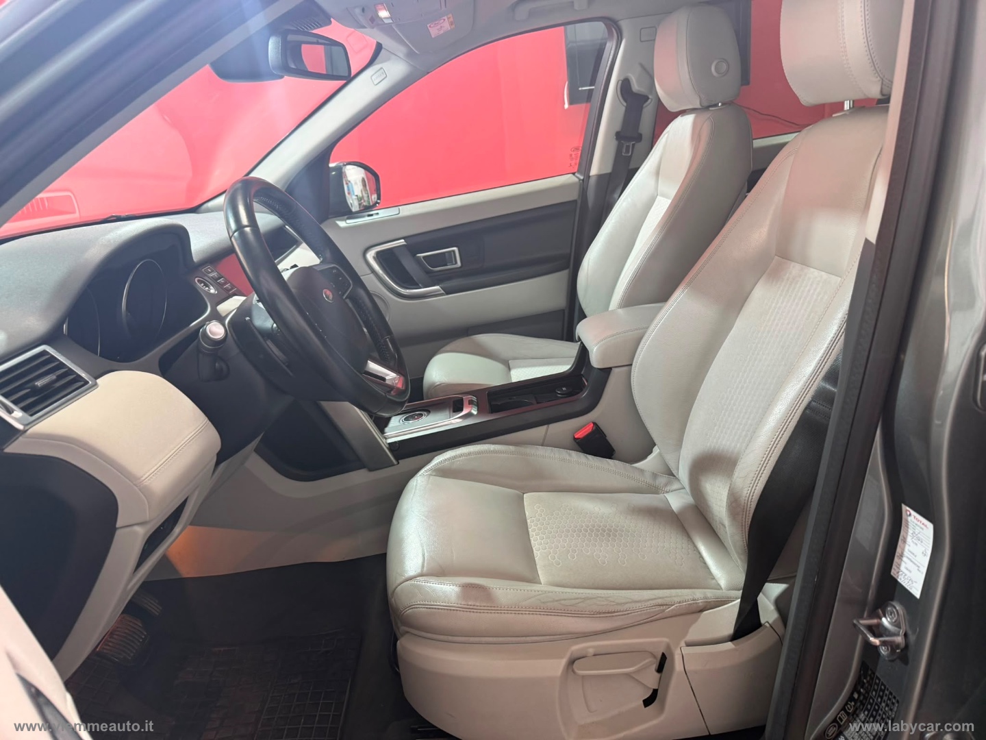 Discovery Sport 2.2 TD4 HSE Luxury - immagine 4