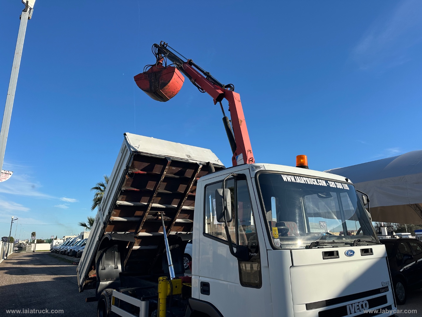 EUROCARGO TECTOR 75E15 RIBALTABILE CON GRU-PINZA ROTANTE - immagine 4
