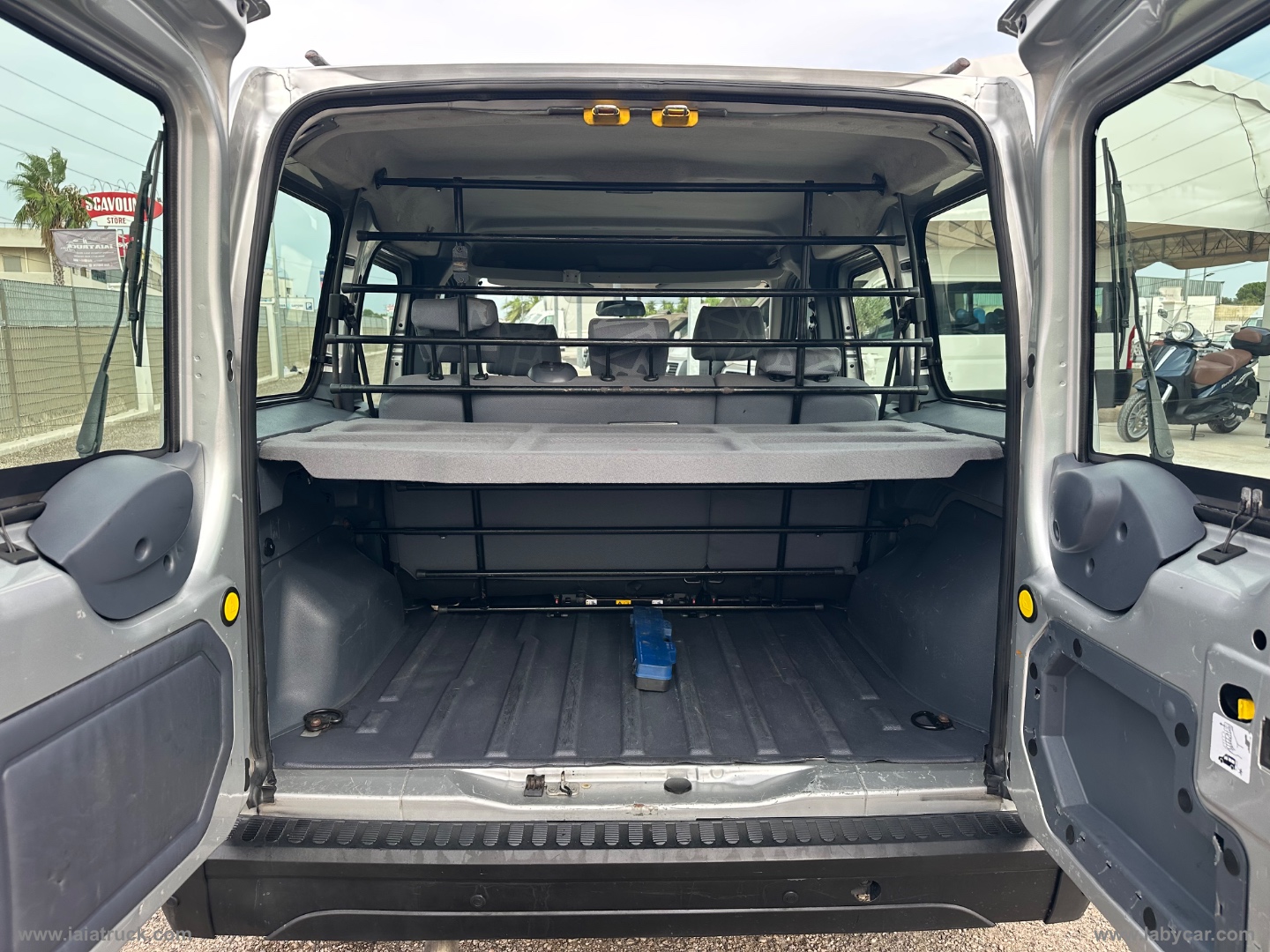 TOURNEO CONNECT N1 5 POSTI - immagine 4