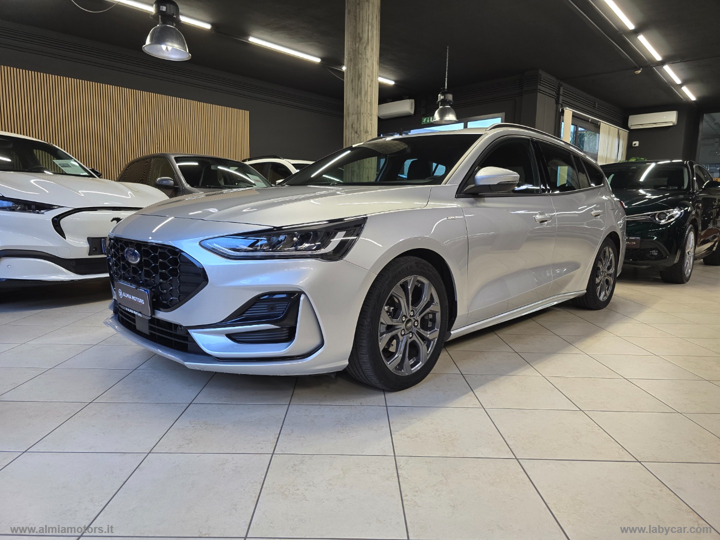 Focus 1.5 EcoBlue 115CV aut. 5p. ST-Line - immagine 4