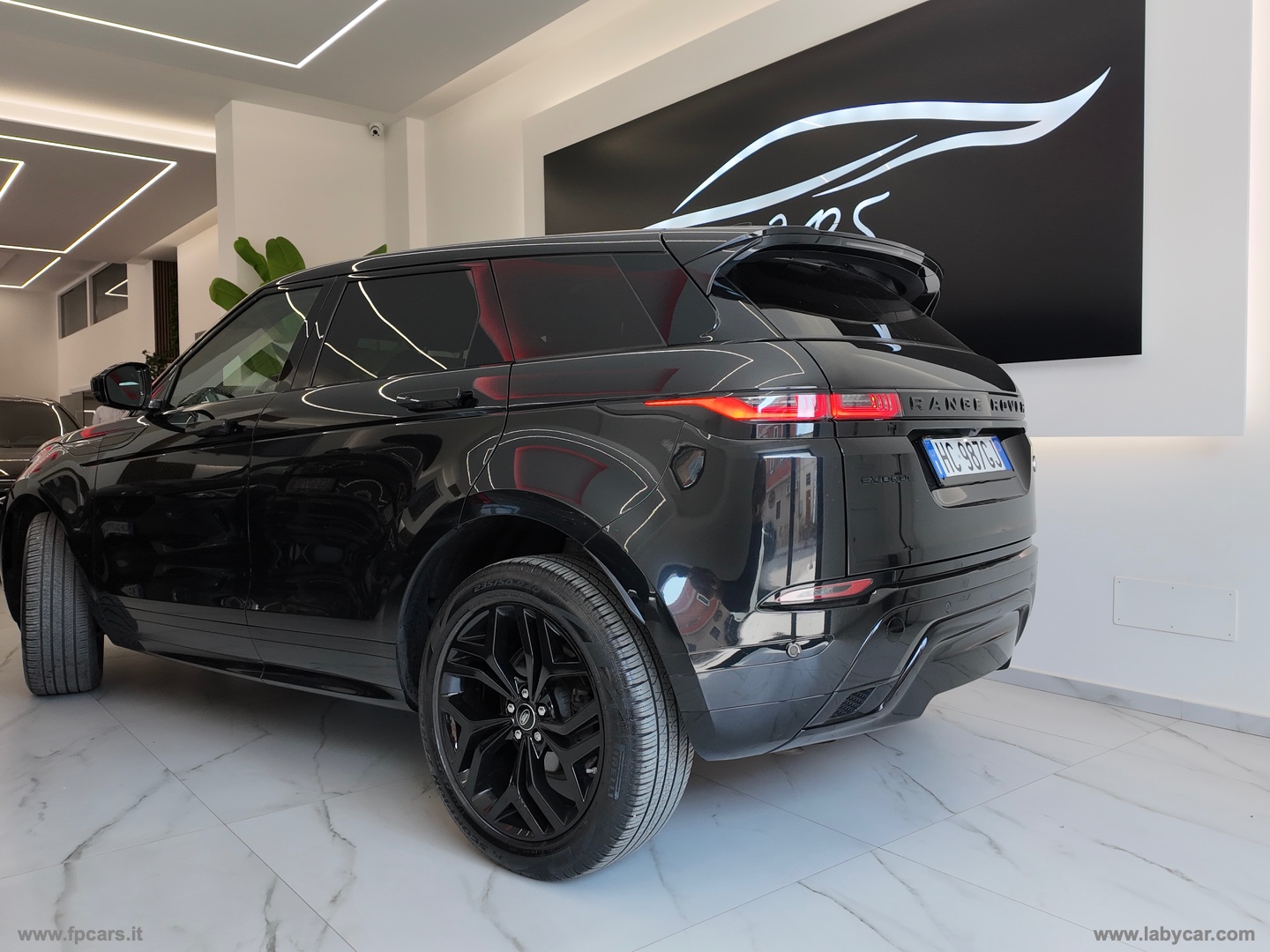 RR Evoque 2.0D I4 204 CV AWD Aut R-D.HSE - immagine 4