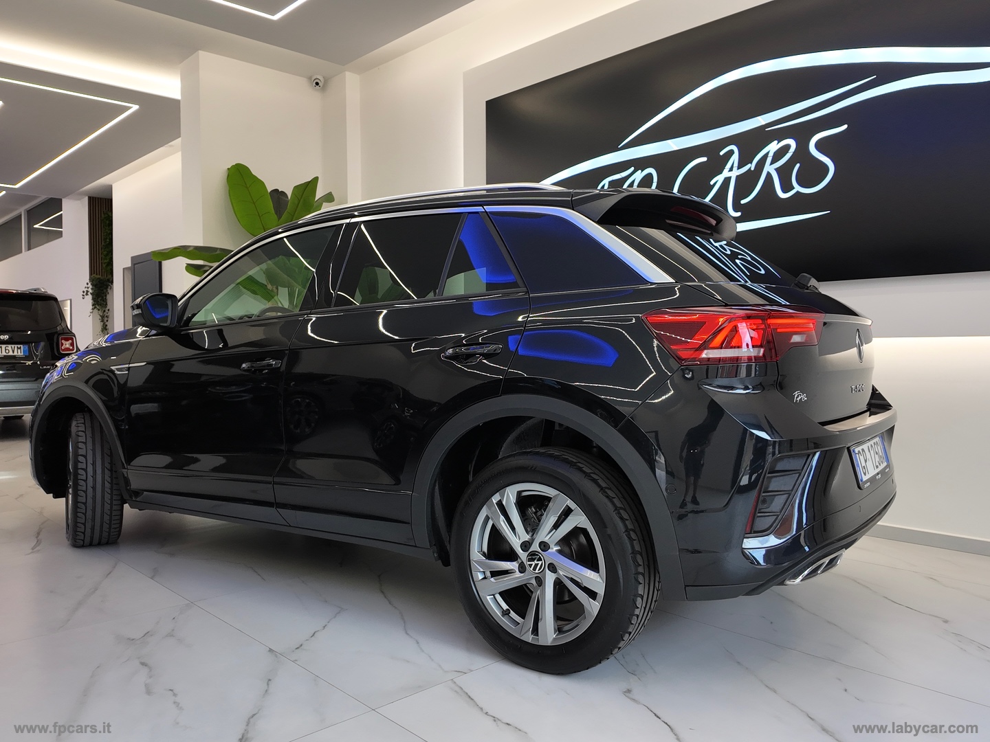 T-Roc 2.0 TDI SCR 150 CV DSG R-Line Plus - immagine 4