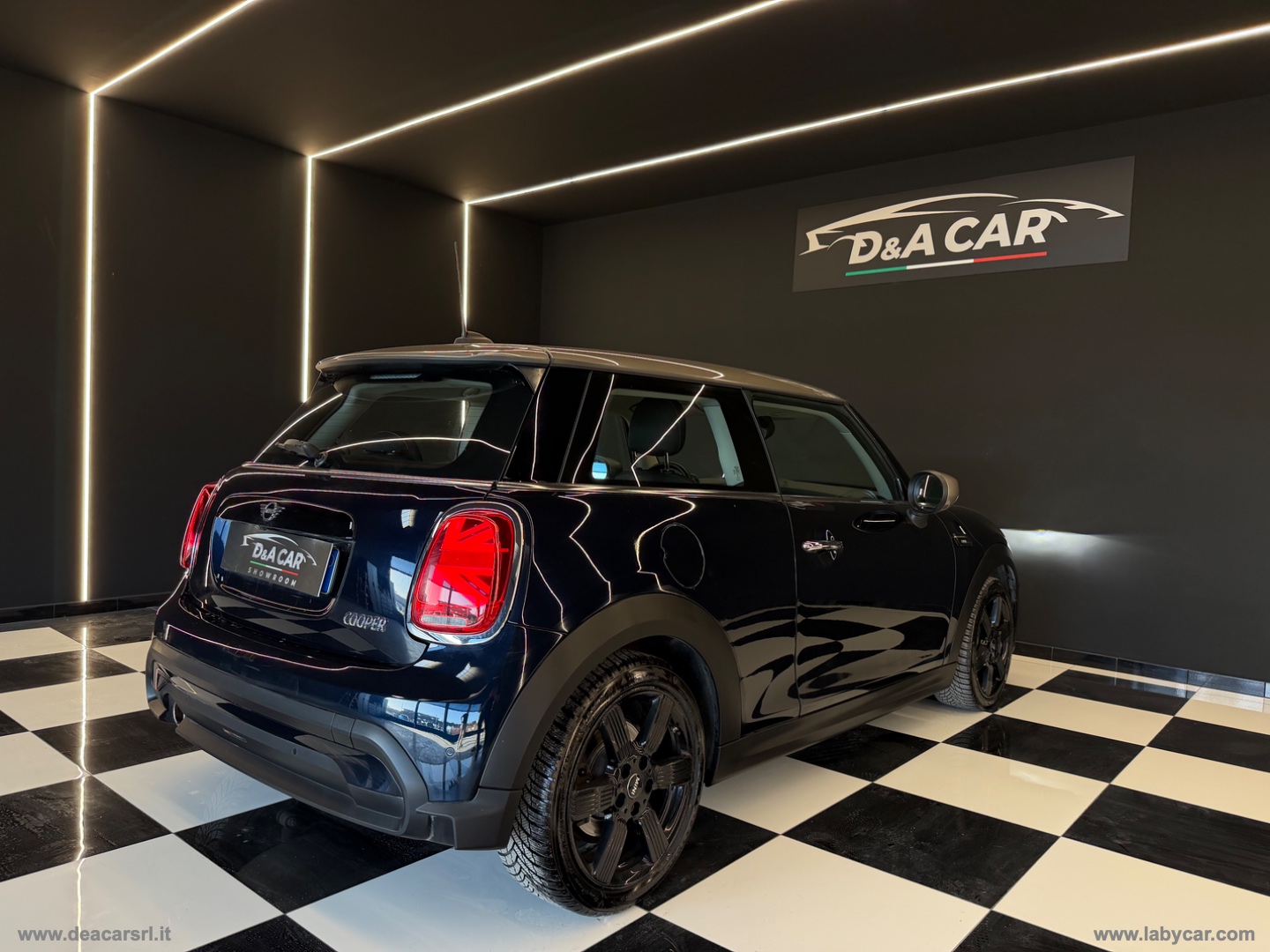 Mini Cooper Camden Edition AUTO - immagine 4