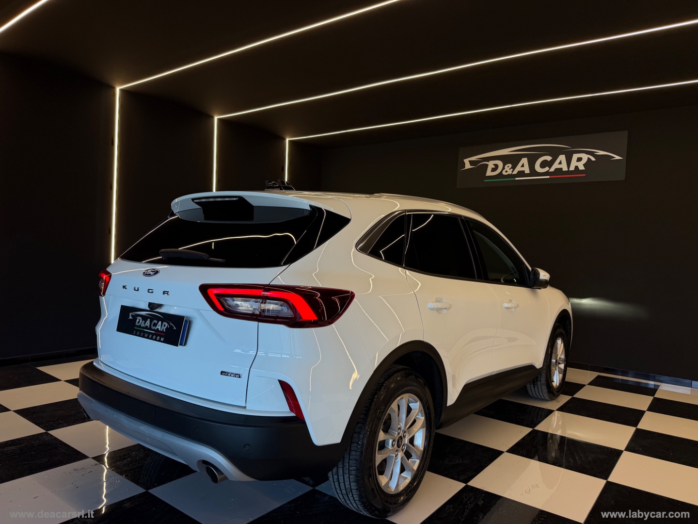 Kuga 2.5 PHEV 243 CV CVT 2WD Titanium - immagine 4