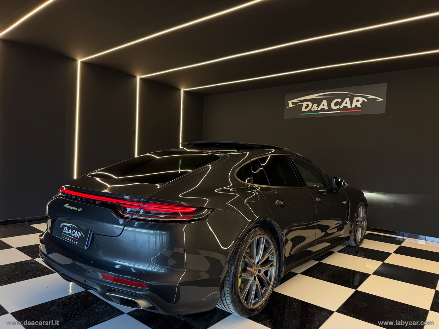 Panamera 4 E-Hybrid - immagine 4