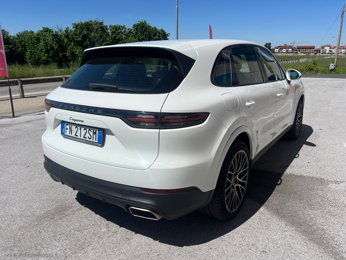 Cayenne 3.0 V6 NUOVO MODELLO CERCHI 21 - immagine 4
