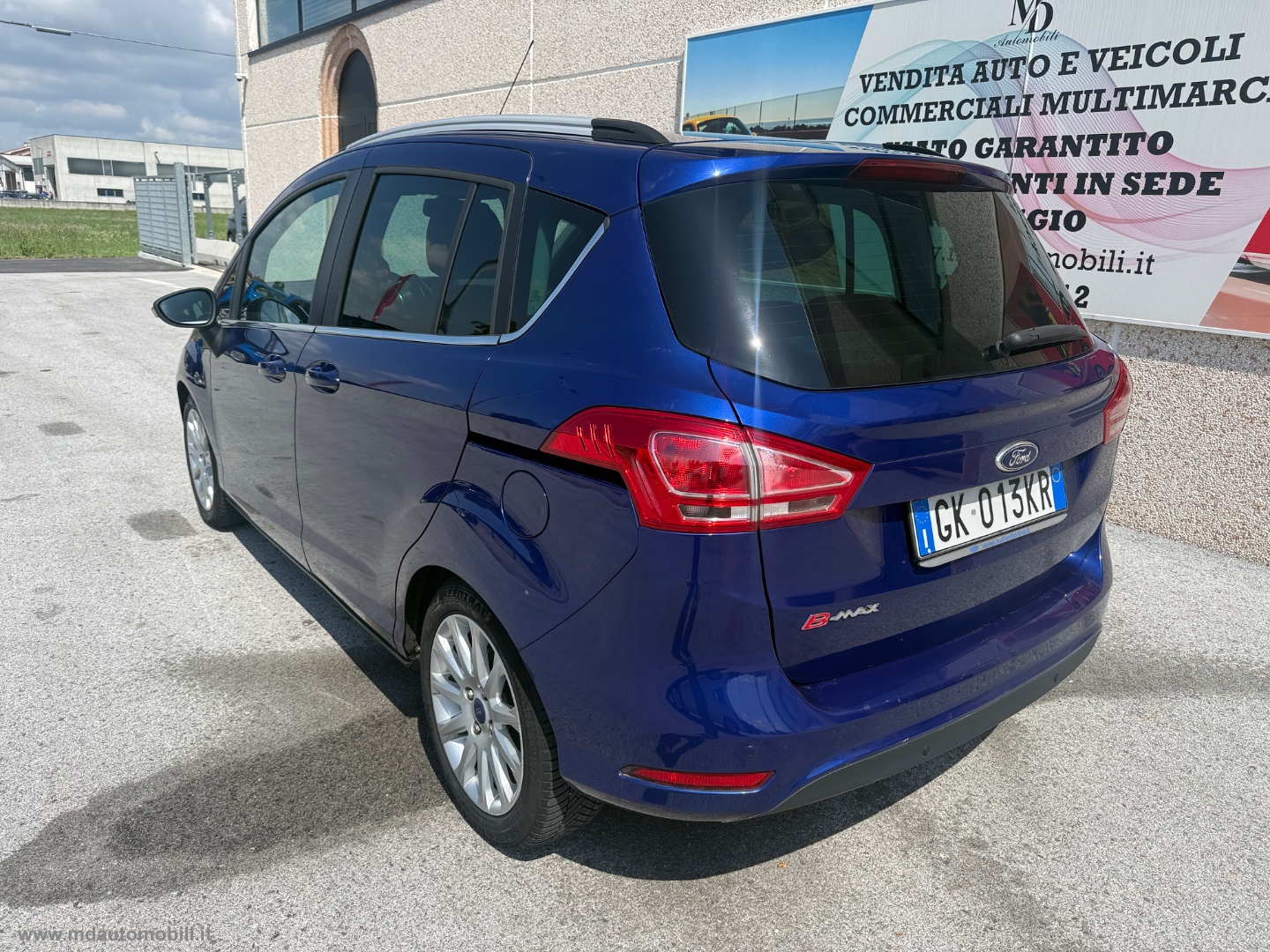 B-Max 1.4 90 CV GPL Business Titanium MOLTO BEN TENUTA - immagine 4