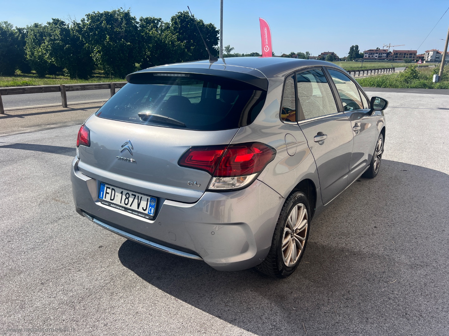 C4 BlueHDi 100 Feel EURO6 SOLO KM.132000 - immagine 4