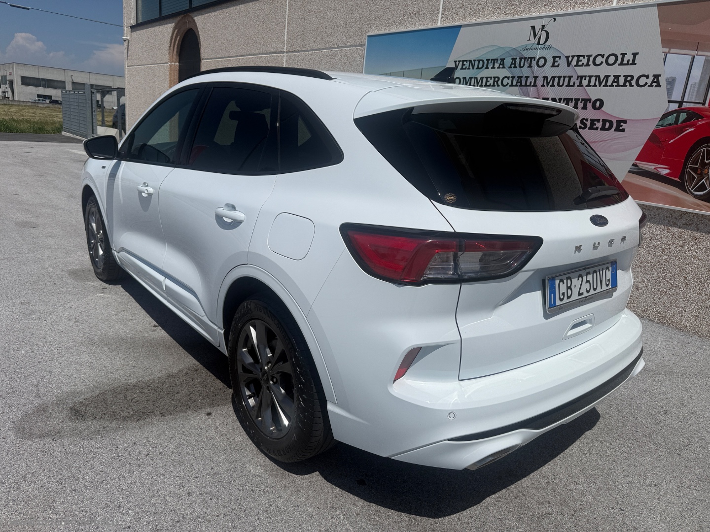 Kuga 1.5 EcoBoost 150 CV 2WD ST-Line SOLO KM.31000 NUOVO MODELLO - immagine 4