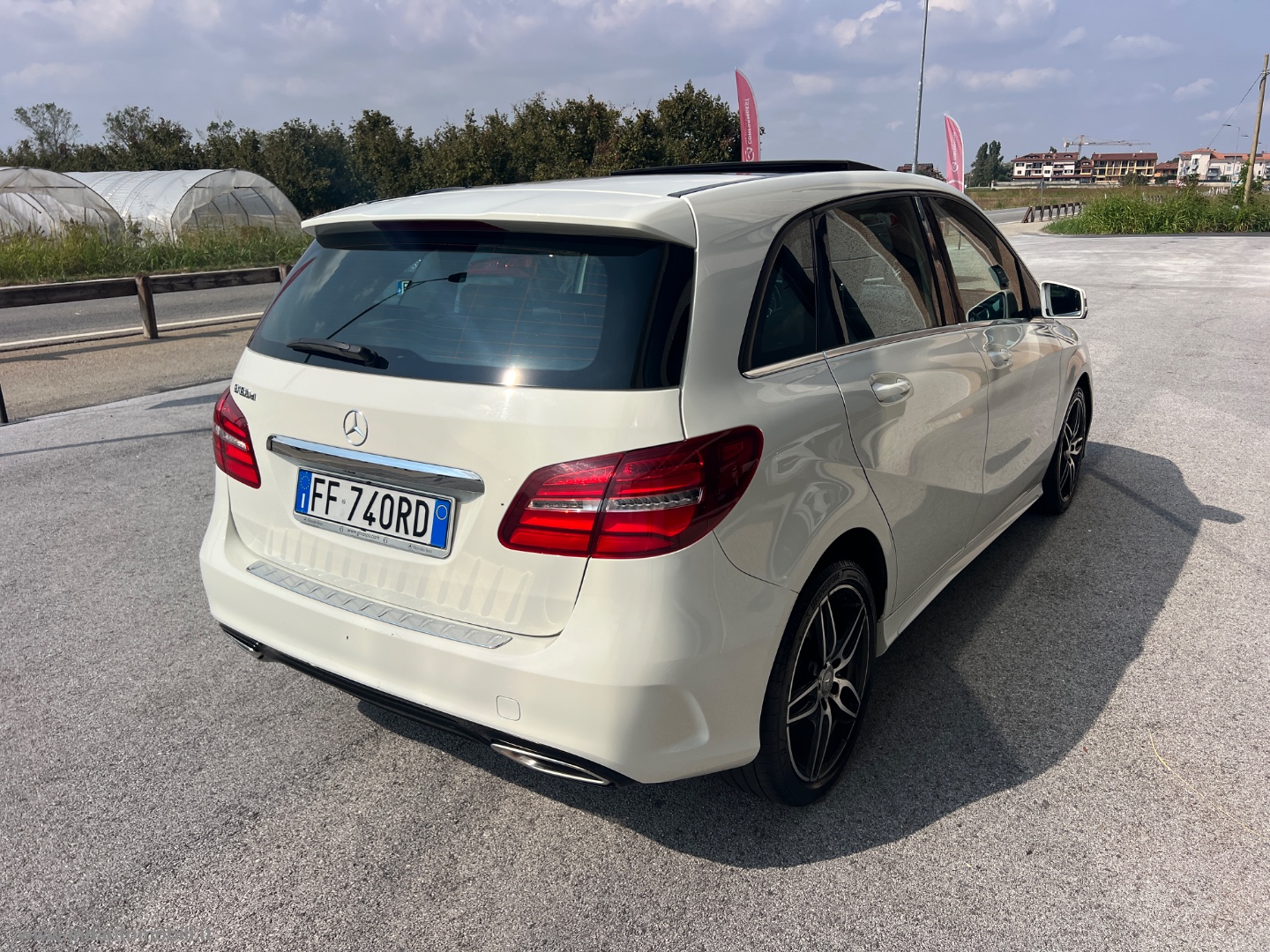 B 180 d Automatic Premium TETTO PACK AMG - immagine 4