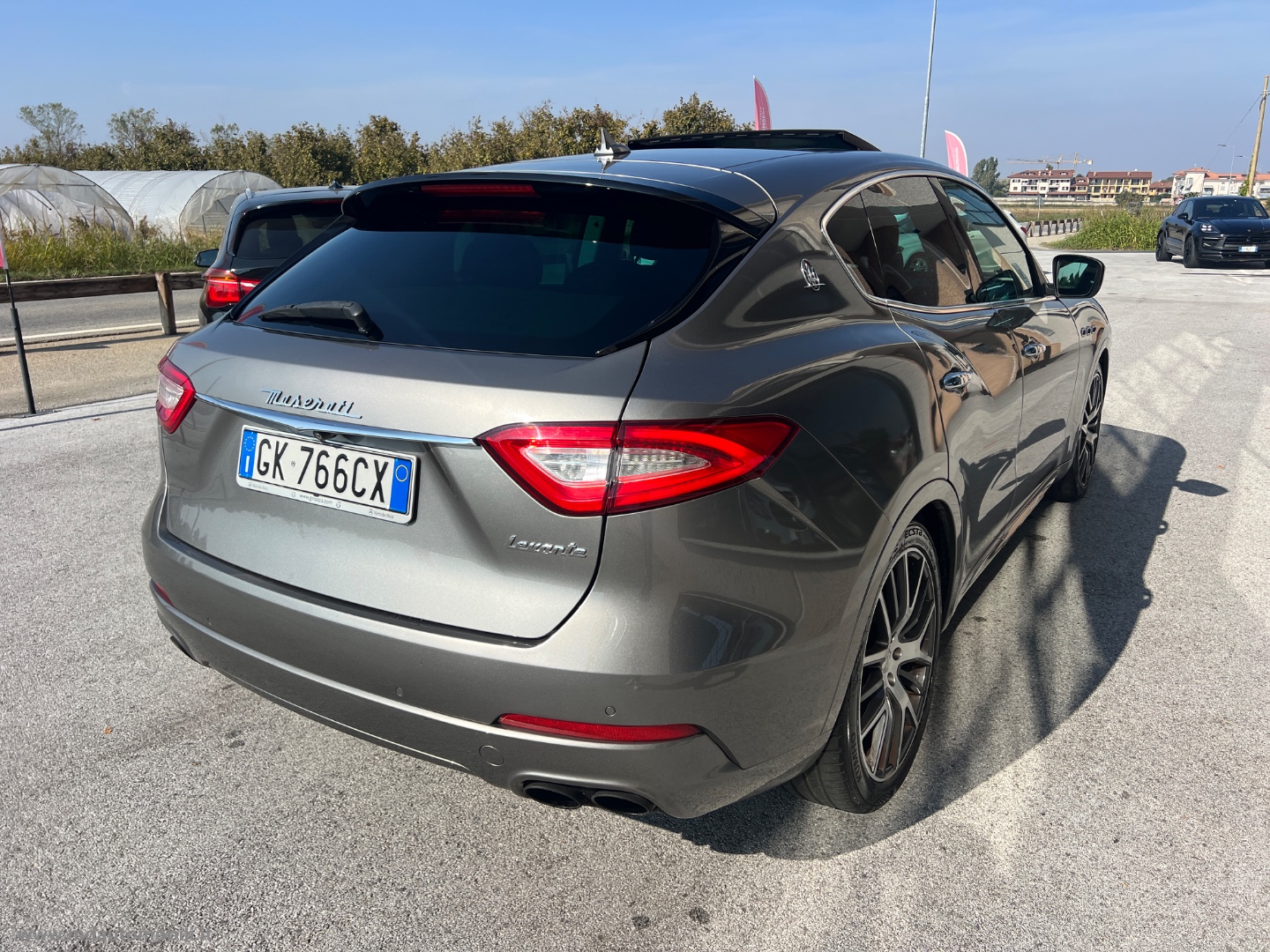 Levante V6 Diesel 275 CV AWD TETTO SOLO KM.106000 - immagine 4