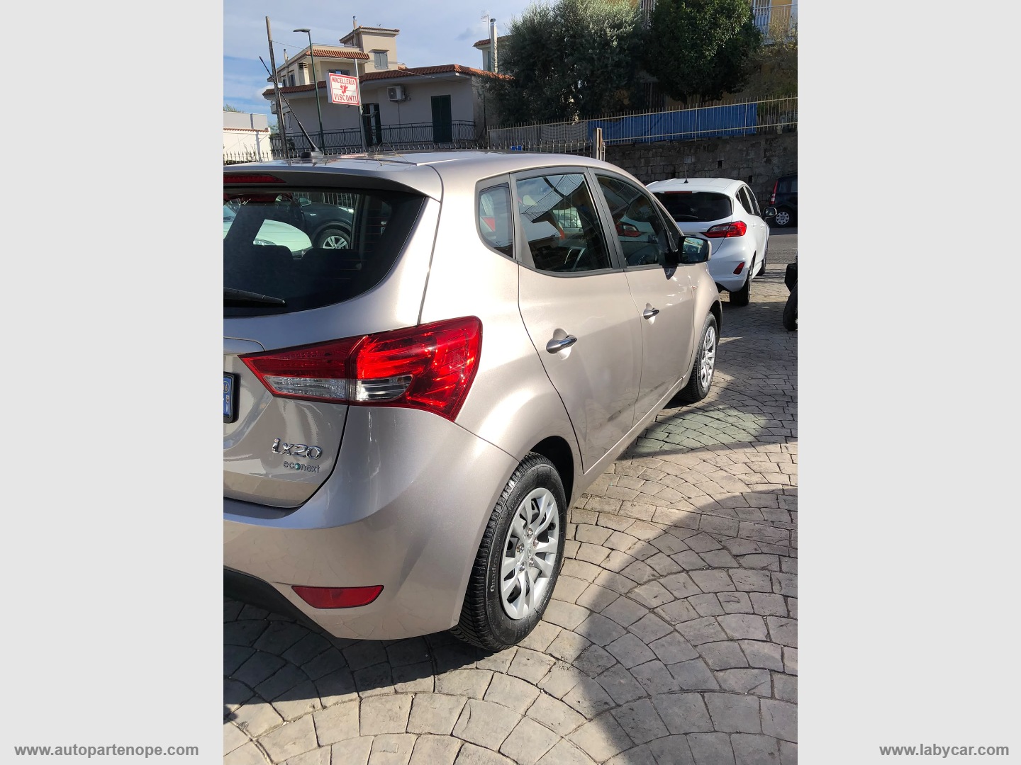 ix20 1.4 90 CV Econext Comfort - immagine 4