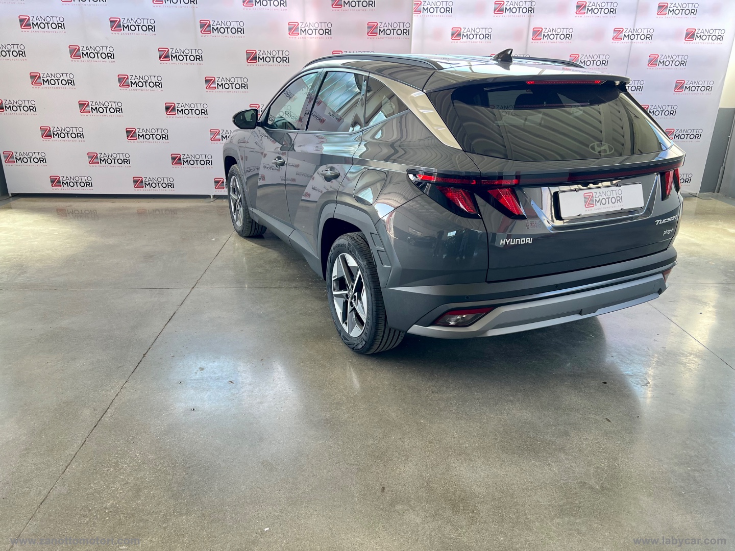 Tucson 1.6 PHEV aut. Business - immagine 4
