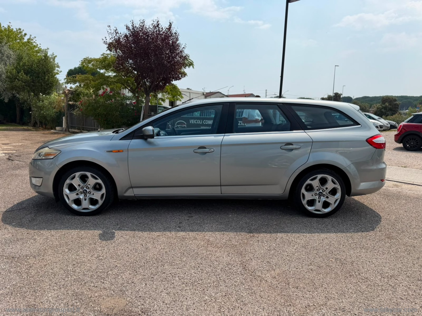 Mondeo 2.0 TDCi 140 CV 6tr. SW Ghia DPF - immagine 4